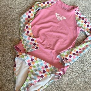 Roxy Rash guard!!